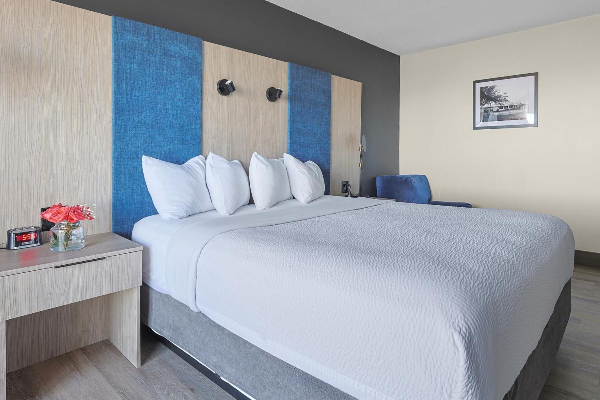 The Jordan Hotel Ramada By Wyndham Bagian luar foto