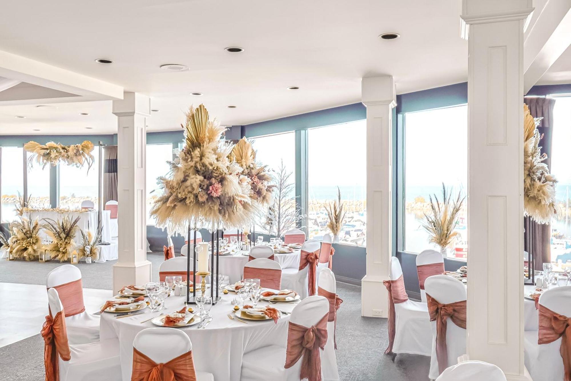 The Jordan Hotel Ramada By Wyndham Bagian luar foto