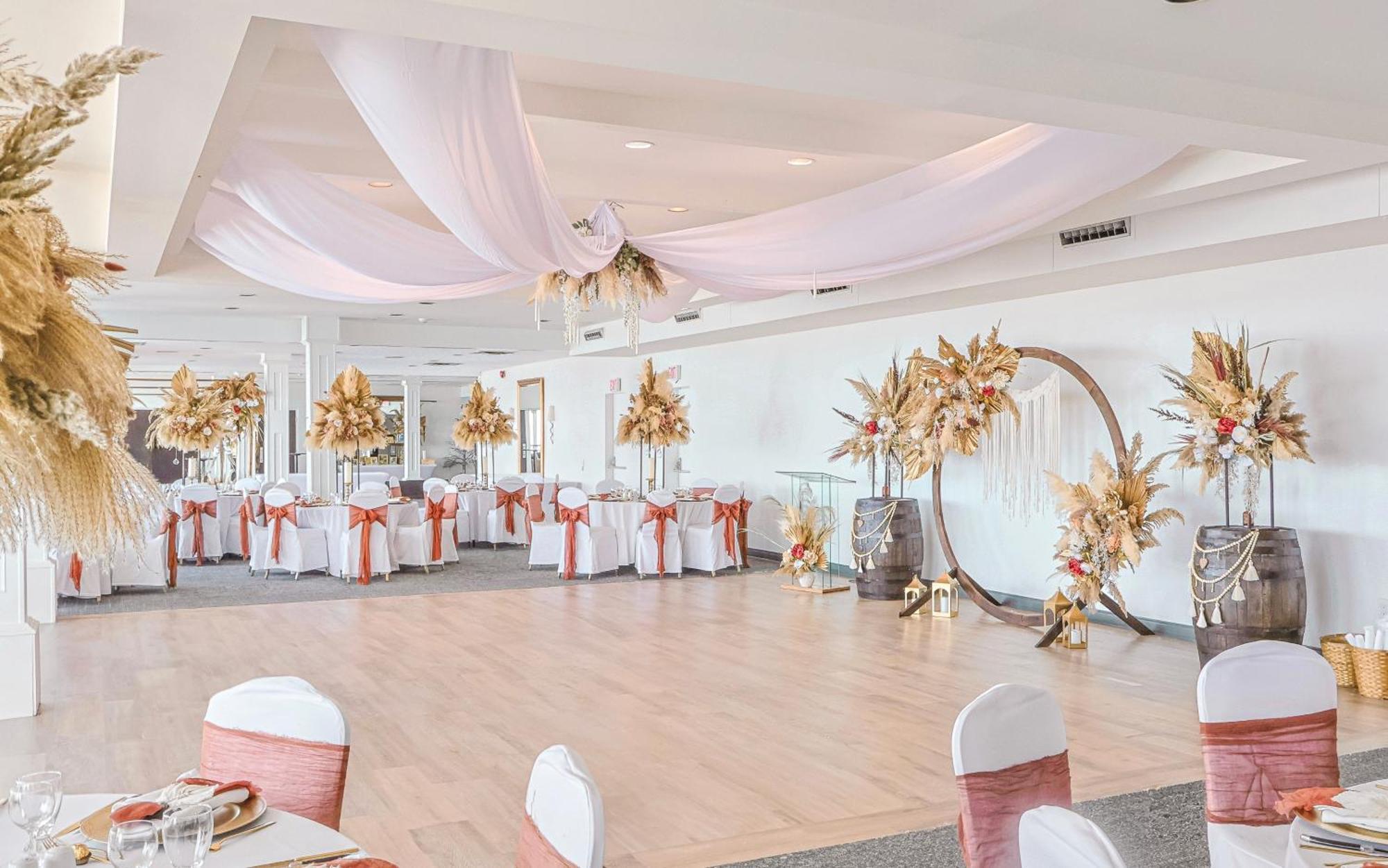 The Jordan Hotel Ramada By Wyndham Bagian luar foto